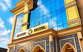 Manor Hotel